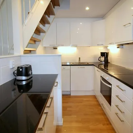 Apartment Spacious For 4 With Sauna In Lonttinen Turku